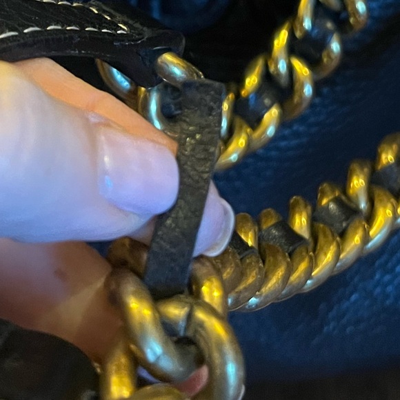 Dolce & Gabanna Leather Medium Shoulder Bag with Chain Straps - Picture 3 of 10